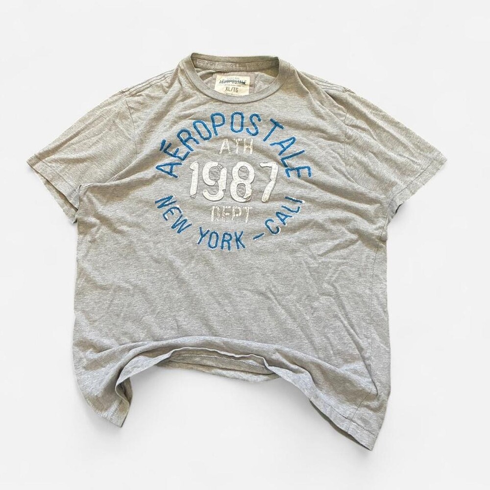 Aeropostale Men's Grey and Blue T-shirt